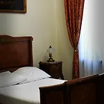 Lodzki Palacyk W Nowej Odslonie * Lodz