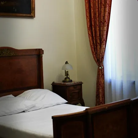 Hotel Villa Prussa * ウッチ