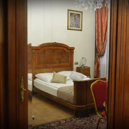 Hotel Villa Prussa * ウッチ