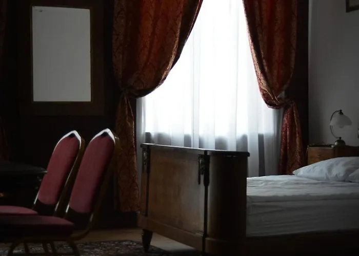 Lodzki Palacyk W Nowej Odslonie Apartmanhotel