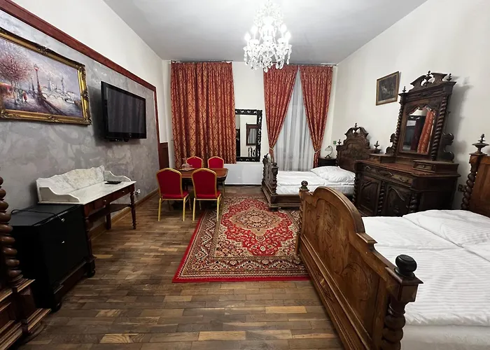 Lodzki Palacyk W Nowej Odslonie Apartmanhotel *