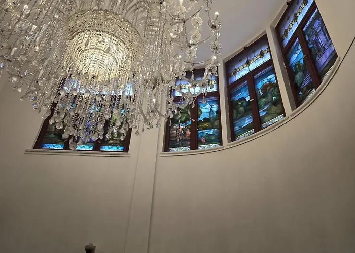 Lodzki Palacyk W Nowej Odslonie Lägenhetshotell Łódź